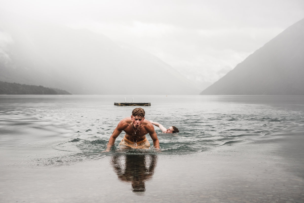 How many calories does a cold plunge burn?