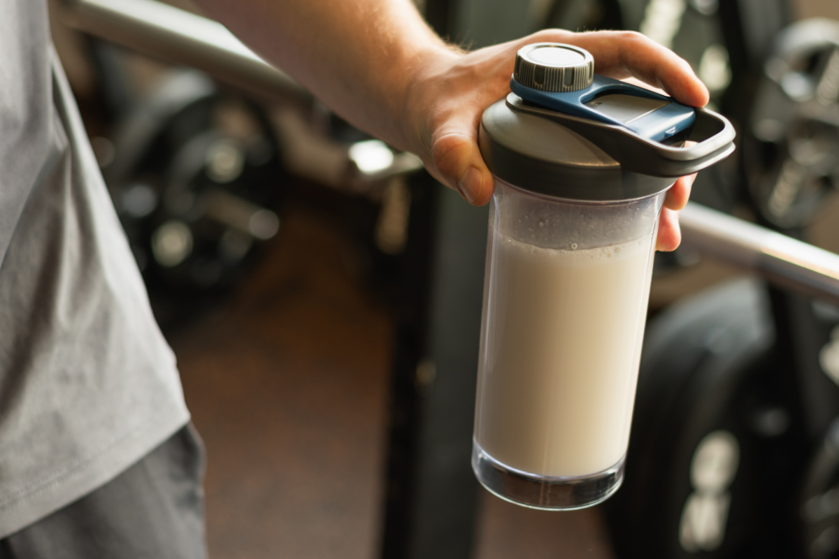 what is the best time to take protein?