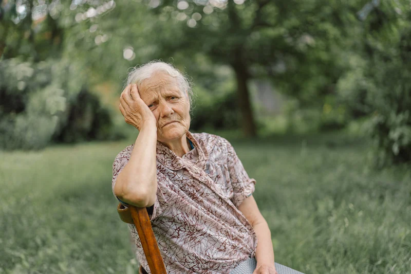 How can you tell when an elderly person is declining