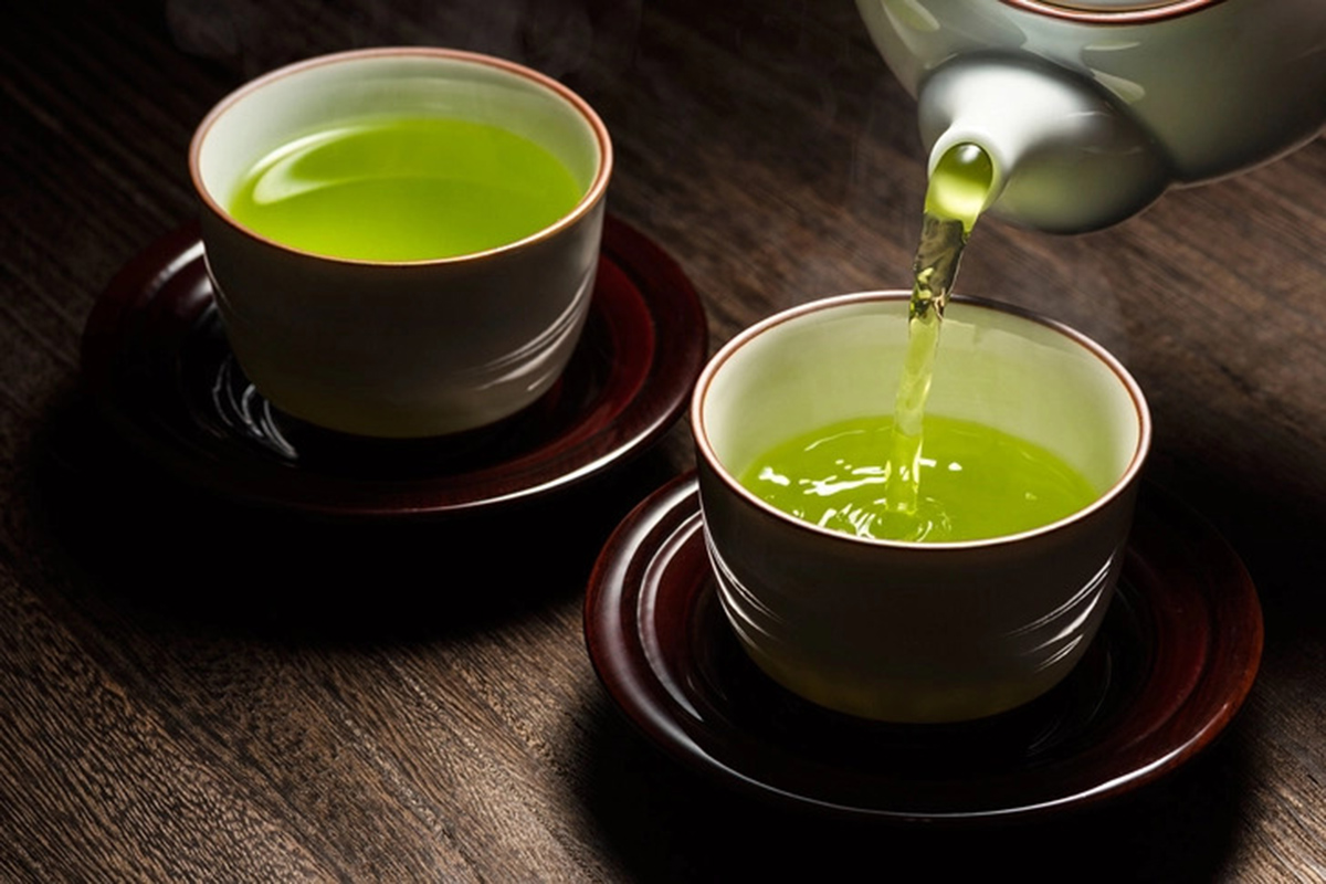 What drink burns the most belly fat?