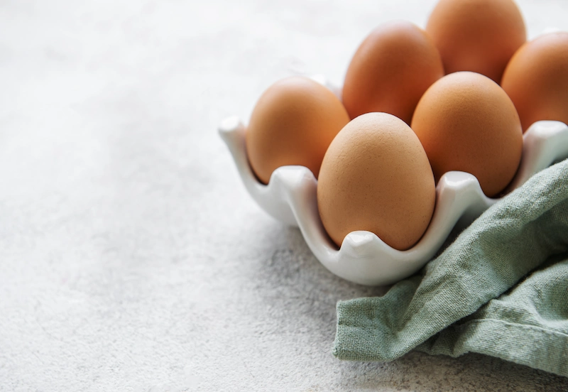 Is it safe to eat 6 eggs a day